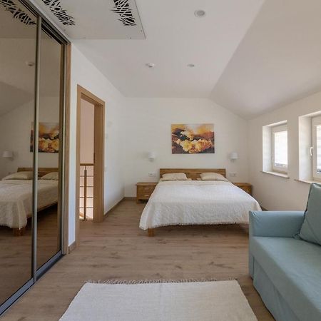 Holiday Home Veja Karkle Bagian luar foto